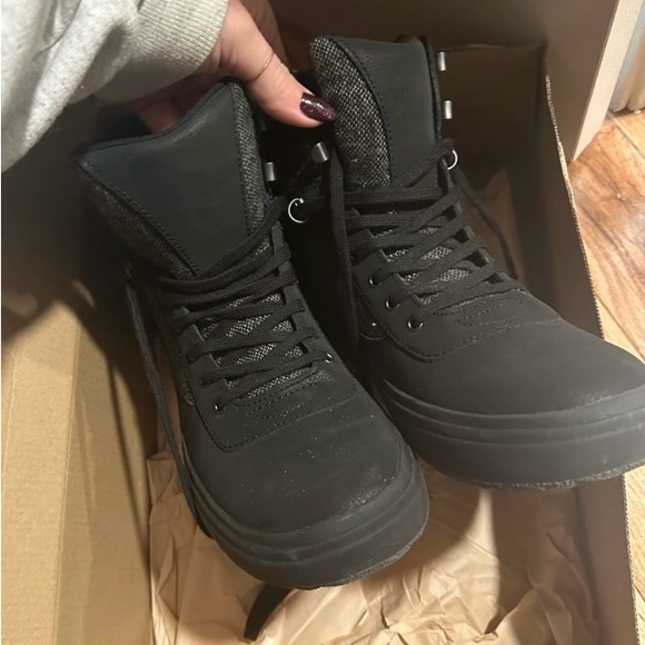 Merrell Black Holly 2 Lace Up Waterproof Boots Size 8.5. - Picture 5 of 7